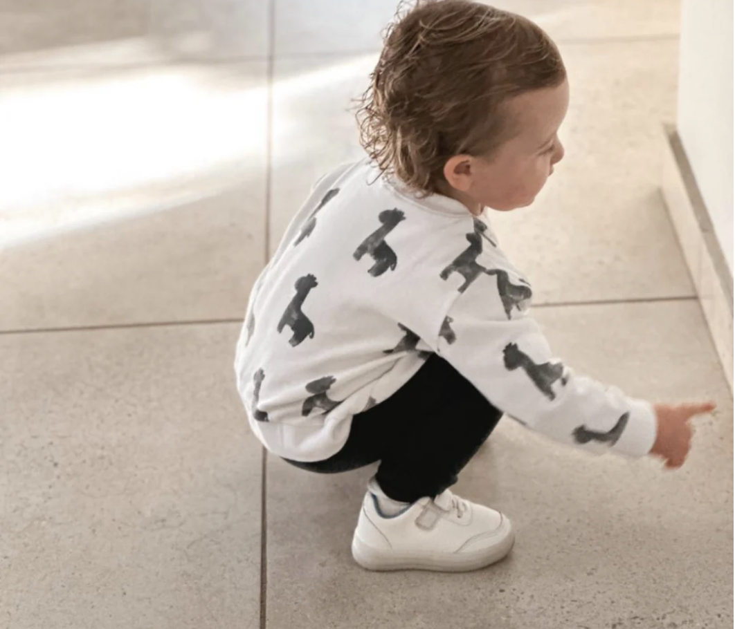 Giraffe Sweater - Image 2